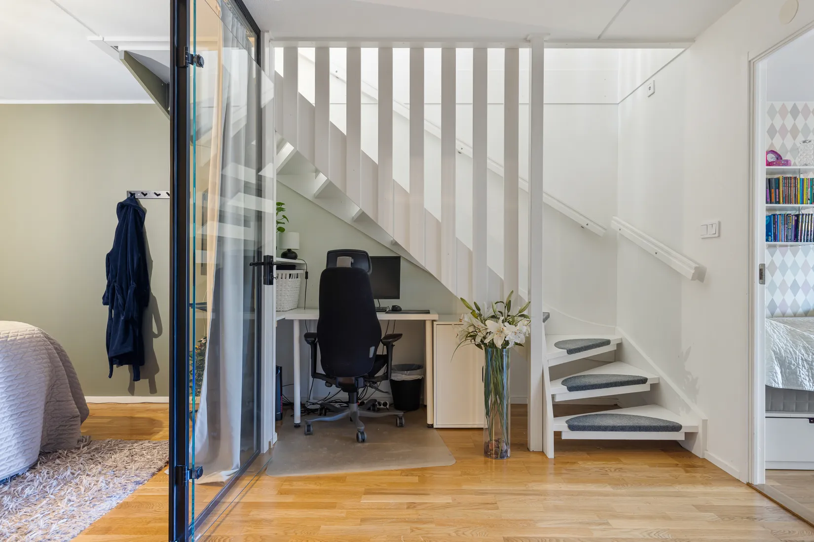 Bostadsrätt, Radhus, Björnspinnarvägen 131, Myrängen, Huddinge