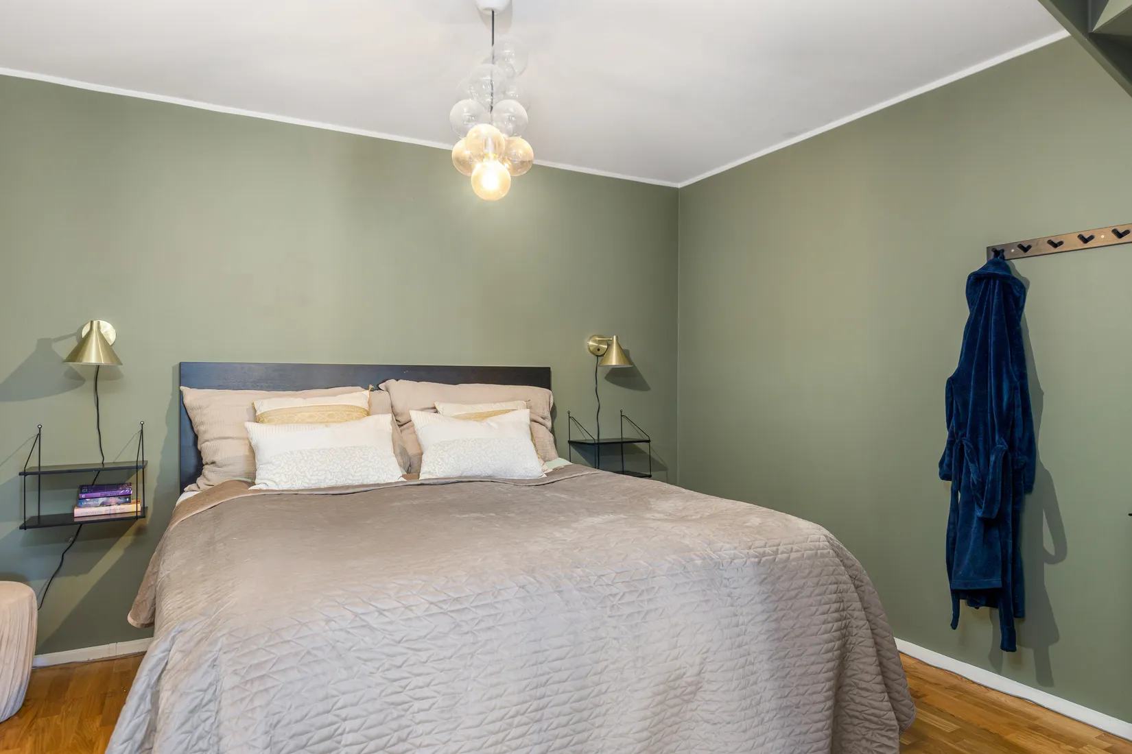 Bostadsrätt, Radhus, Björnspinnarvägen 131, Myrängen, Huddinge