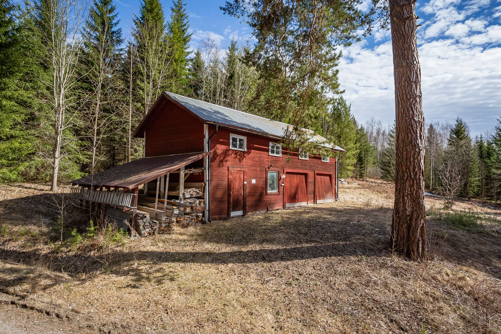 Gård/Skog, Hullsjövägen 52, Sundsvall