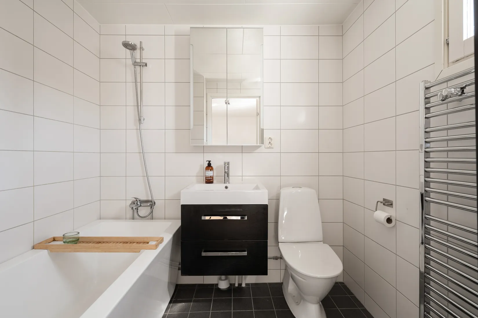 Villa, Radhus, Olserödsgatan 64, Olseröd, Kungälv