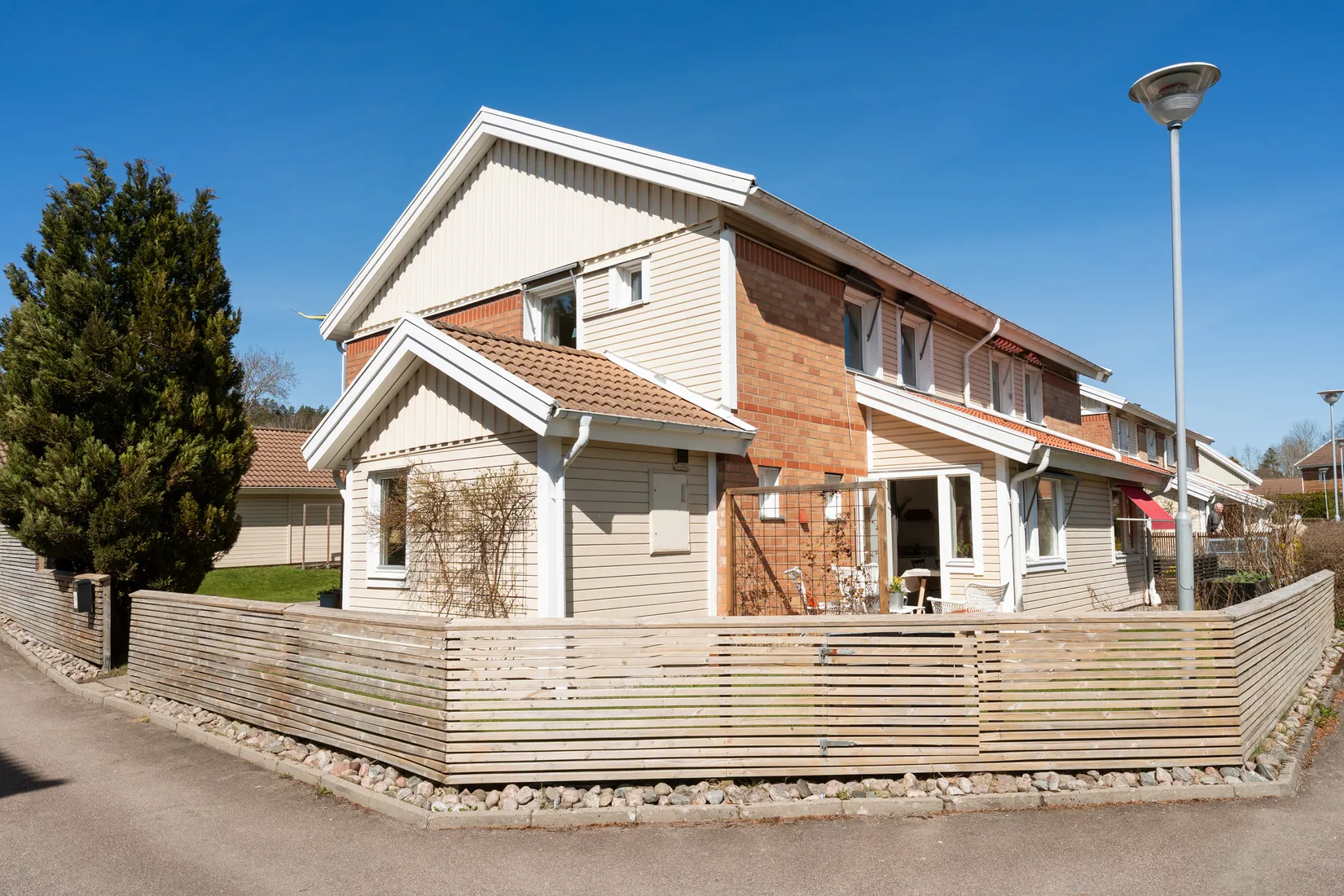 Villa, Radhus, Olserödsgatan 64, Olseröd, Kungälv