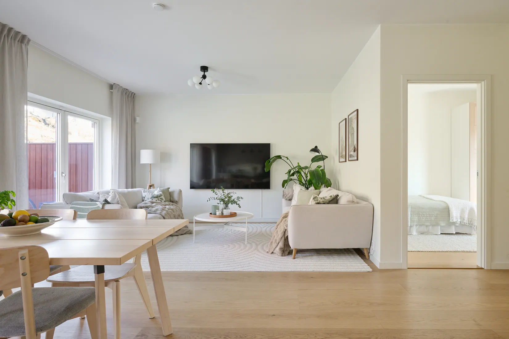 Radhus, Patron Lars väg 7A, Vistaberg, Huddinge