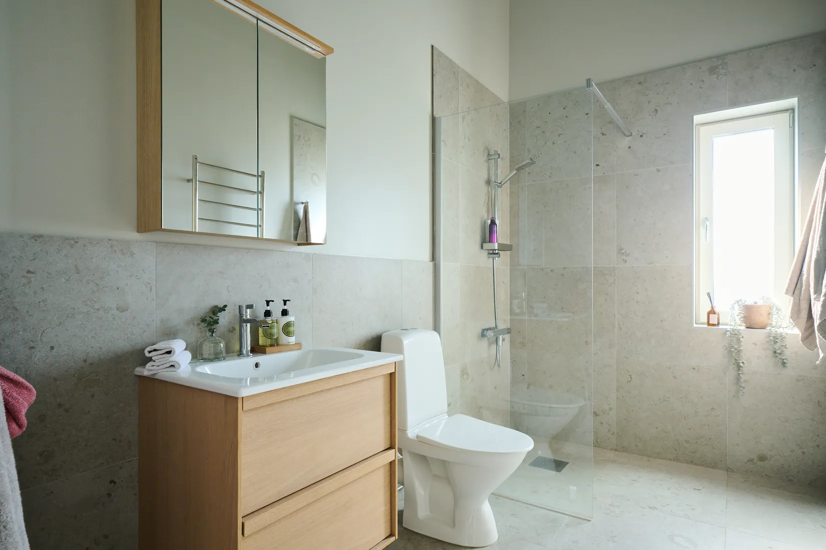 Radhus, Patron Lars väg 7A, Vistaberg, Huddinge