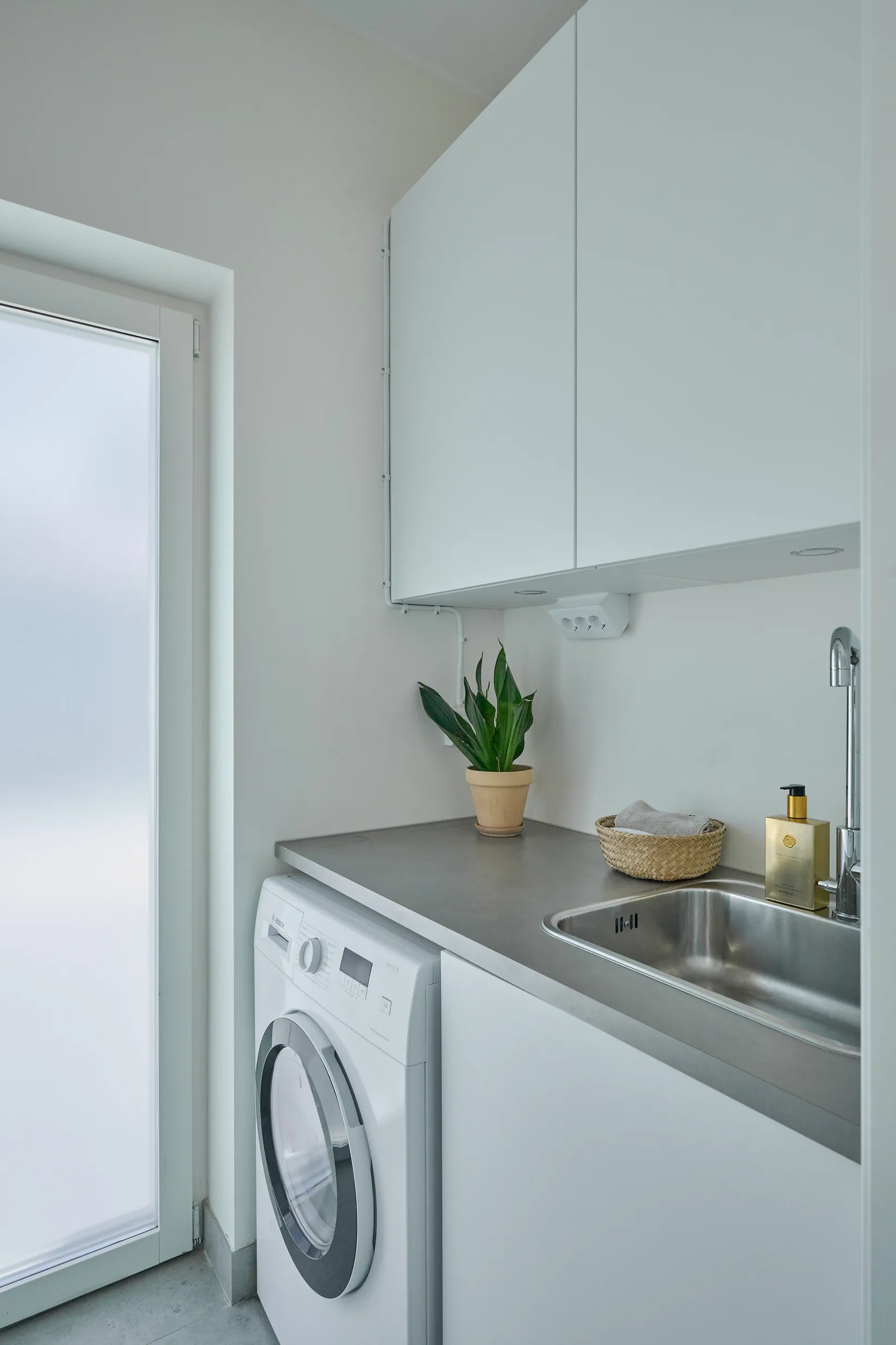 Radhus, Patron Lars väg 7A, Vistaberg, Huddinge