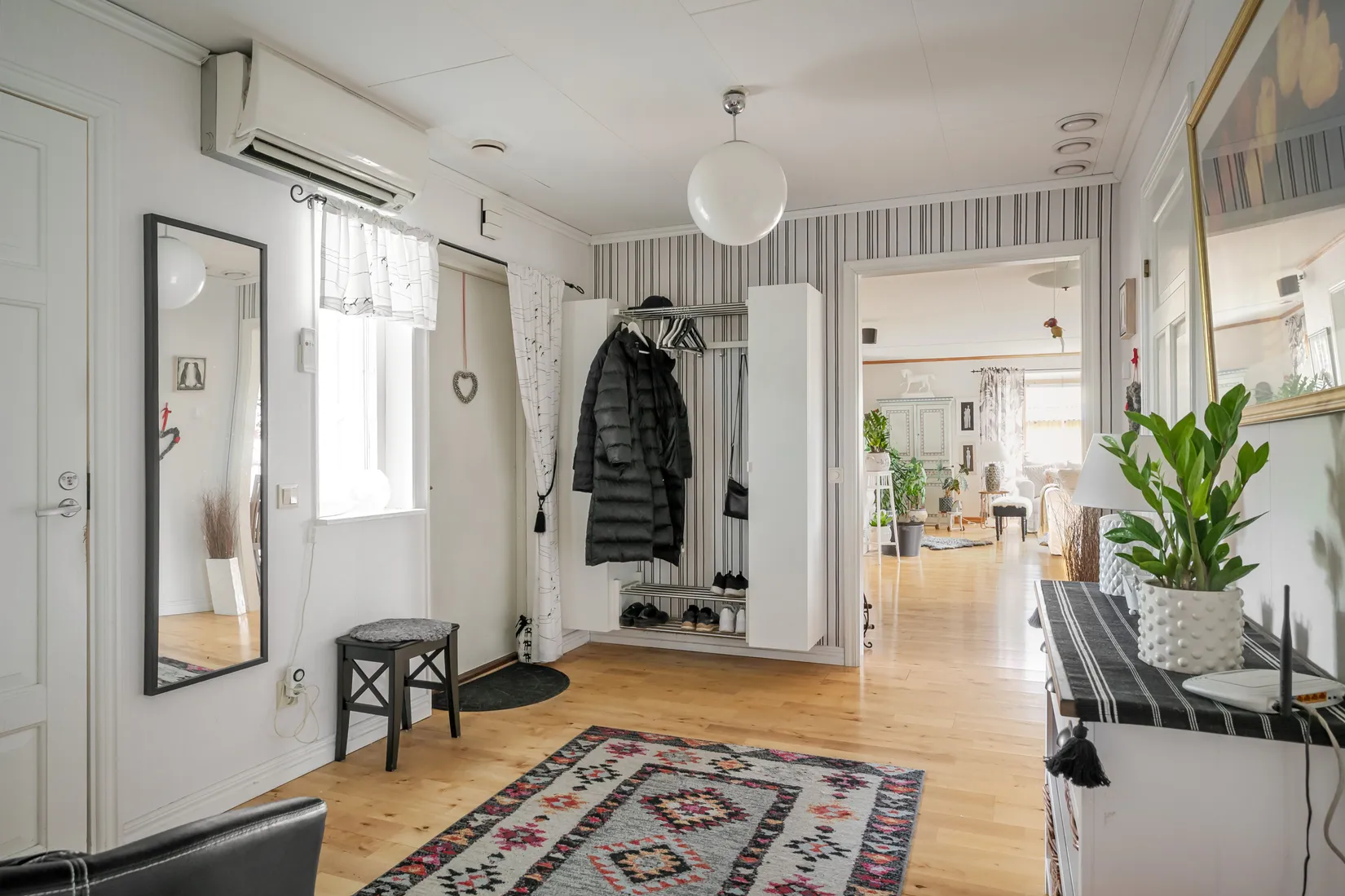 Villa, Sandbacksvägen 4, Härad, Strängnäs