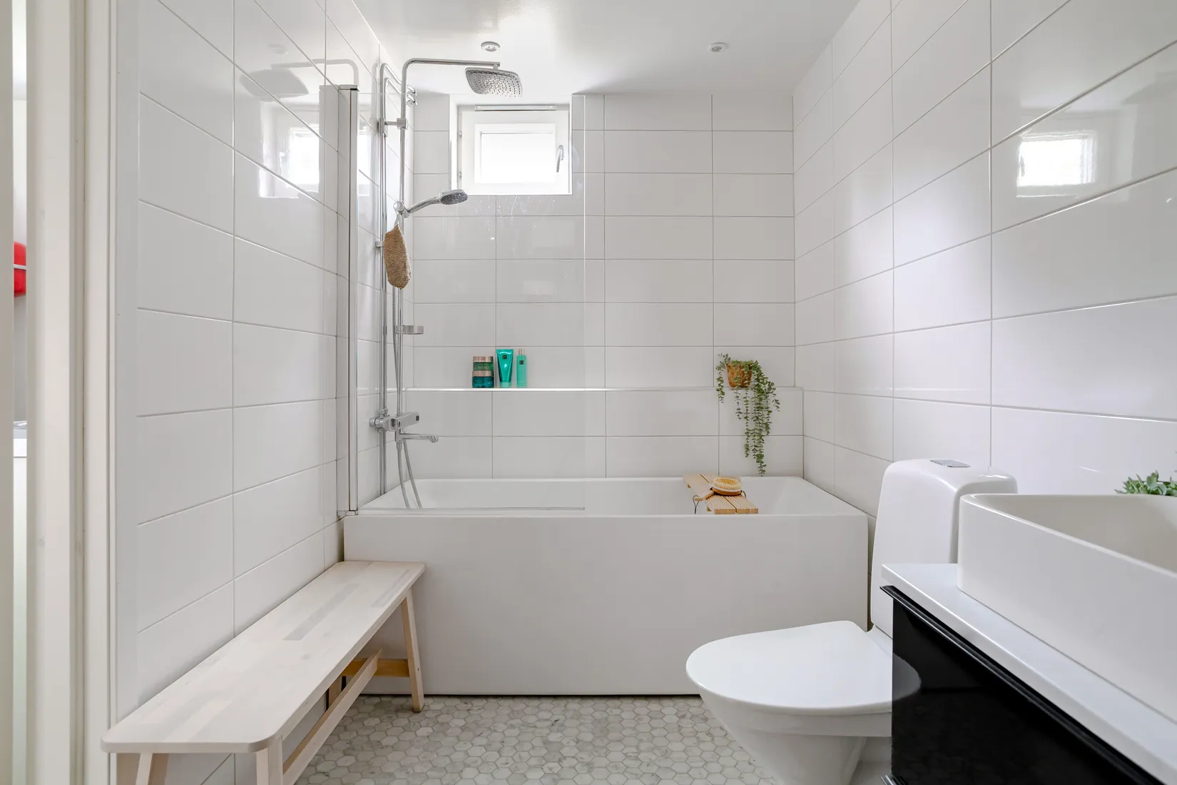 Radhus, Galoppvägen 5, Lillhällom, Sundsvall