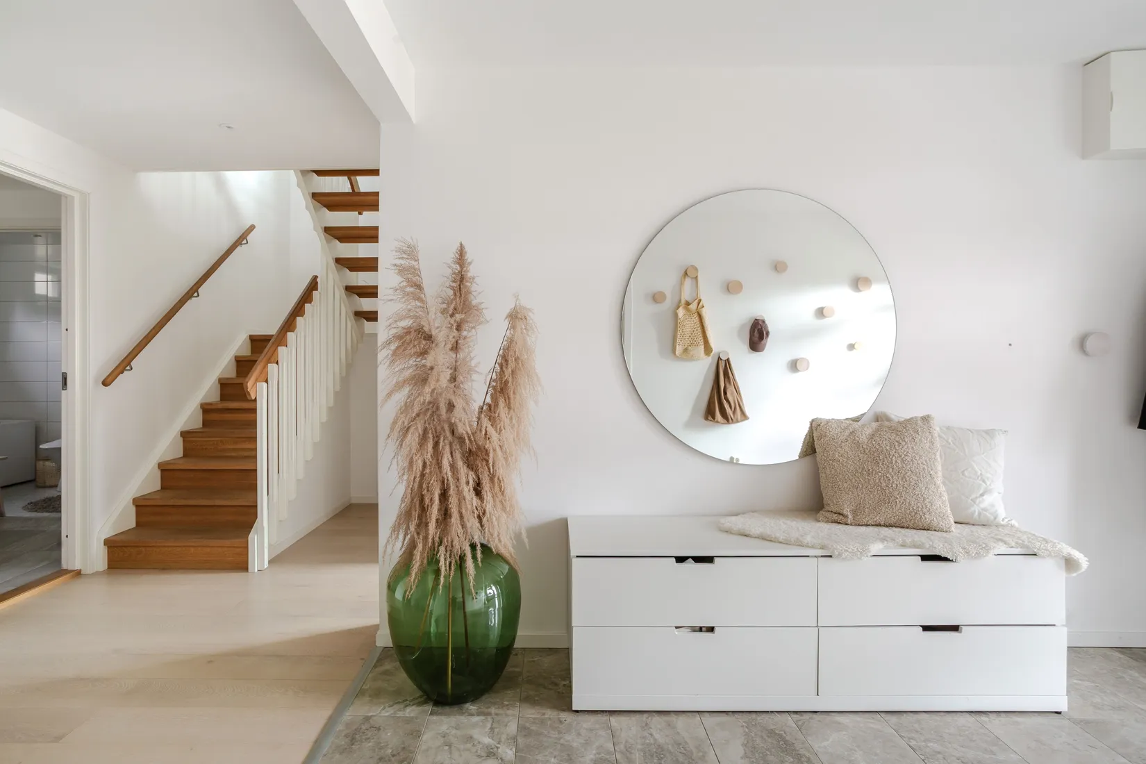 Radhus, Galoppvägen 5, Lillhällom, Sundsvall