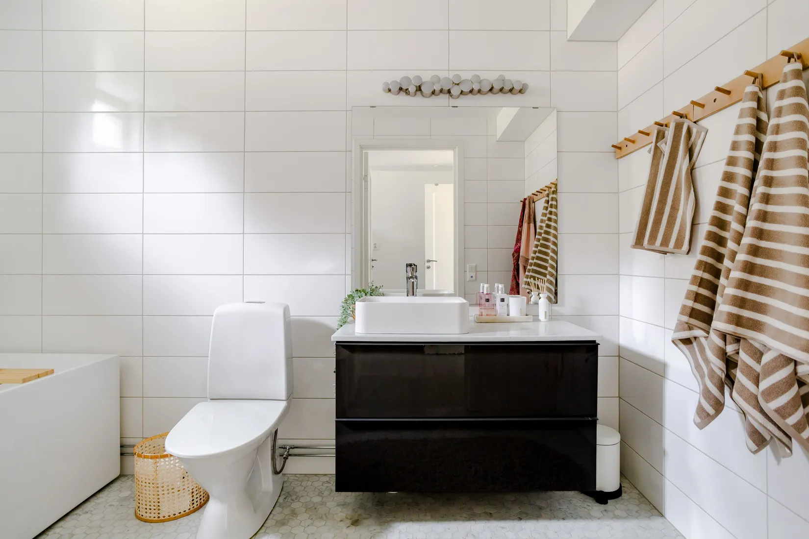 Radhus, Galoppvägen 5, Lillhällom, Sundsvall