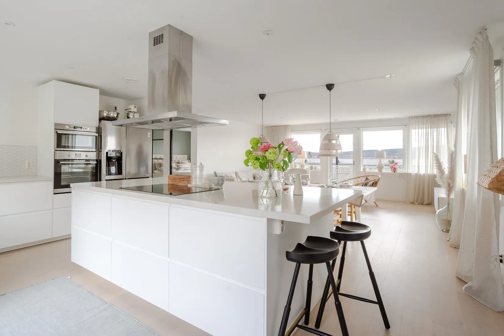 Radhus, Galoppvägen 5, Lillhällom, Sundsvall