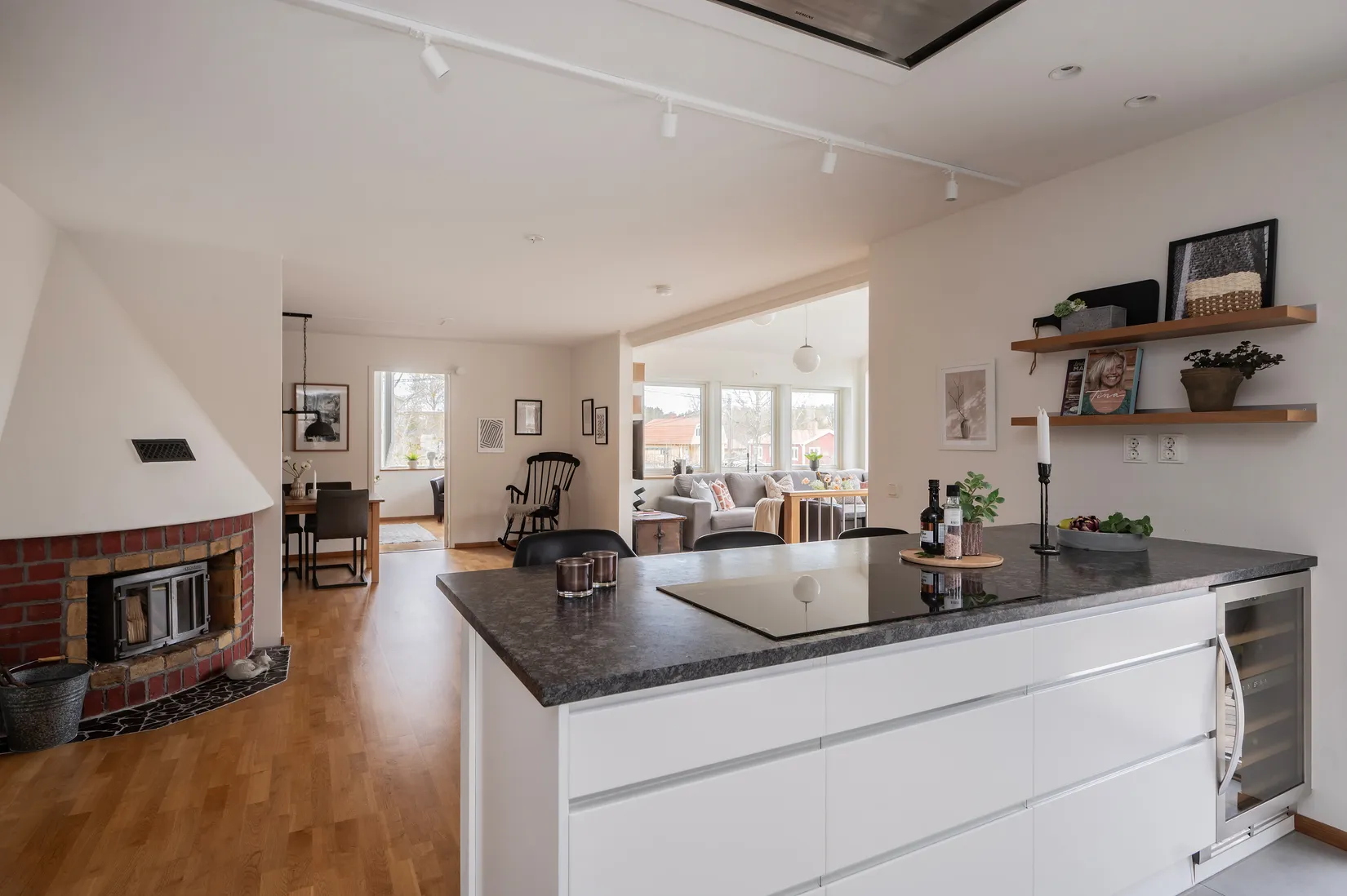 Villa, Midgårdsvägen 17, Stuvsta/Långsjön, Huddinge