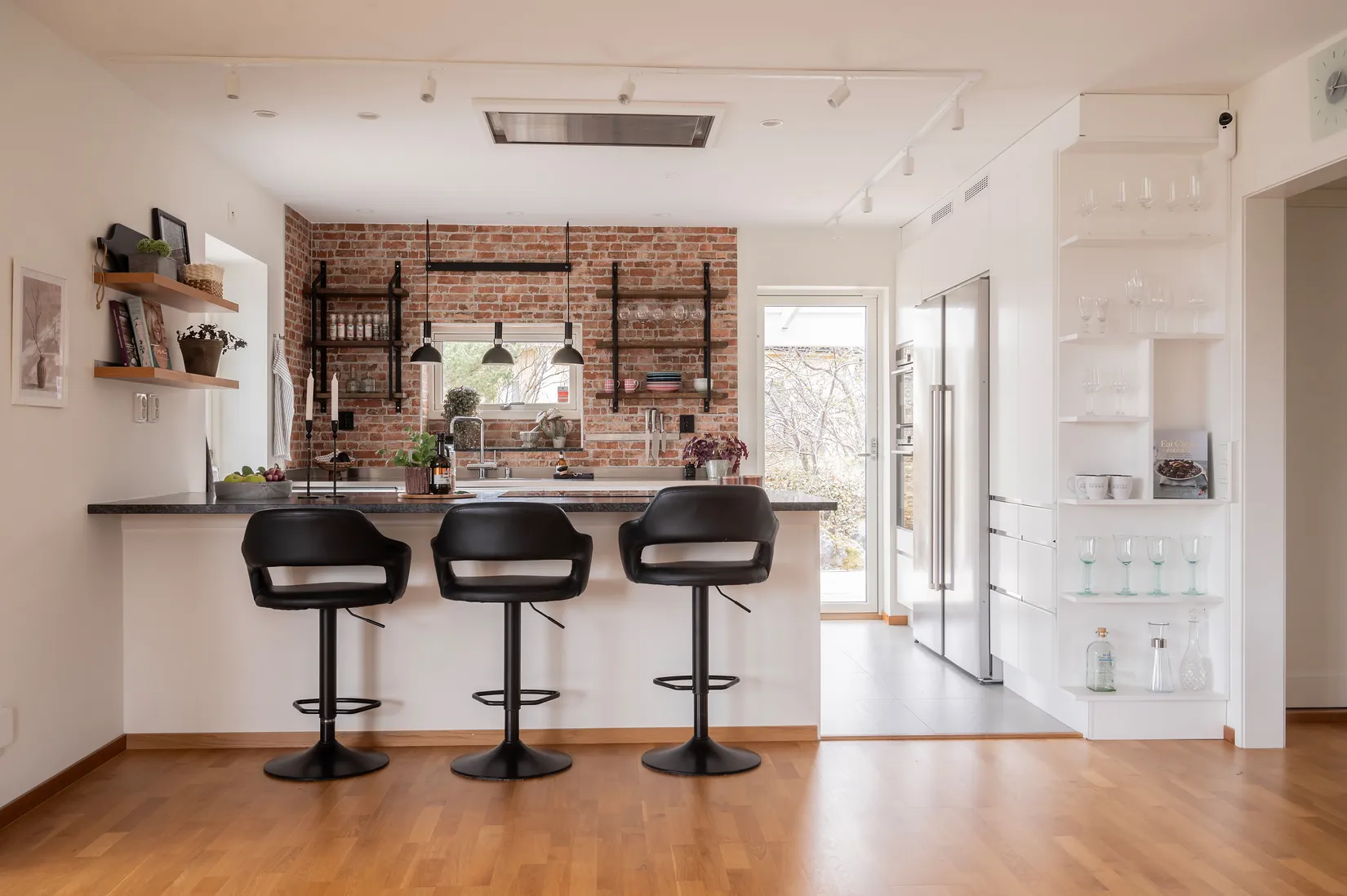 Villa, Midgårdsvägen 17, Stuvsta/Långsjön, Huddinge