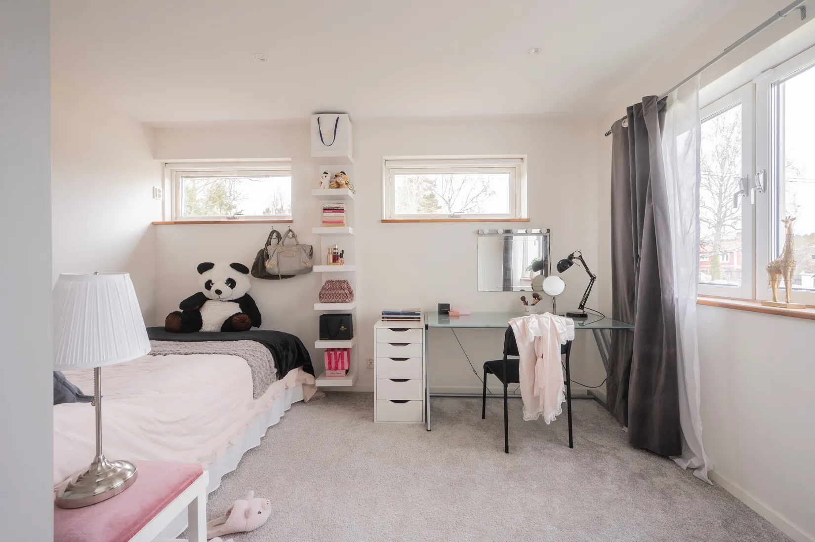 Villa, Midgårdsvägen 17, Stuvsta/Långsjön, Huddinge