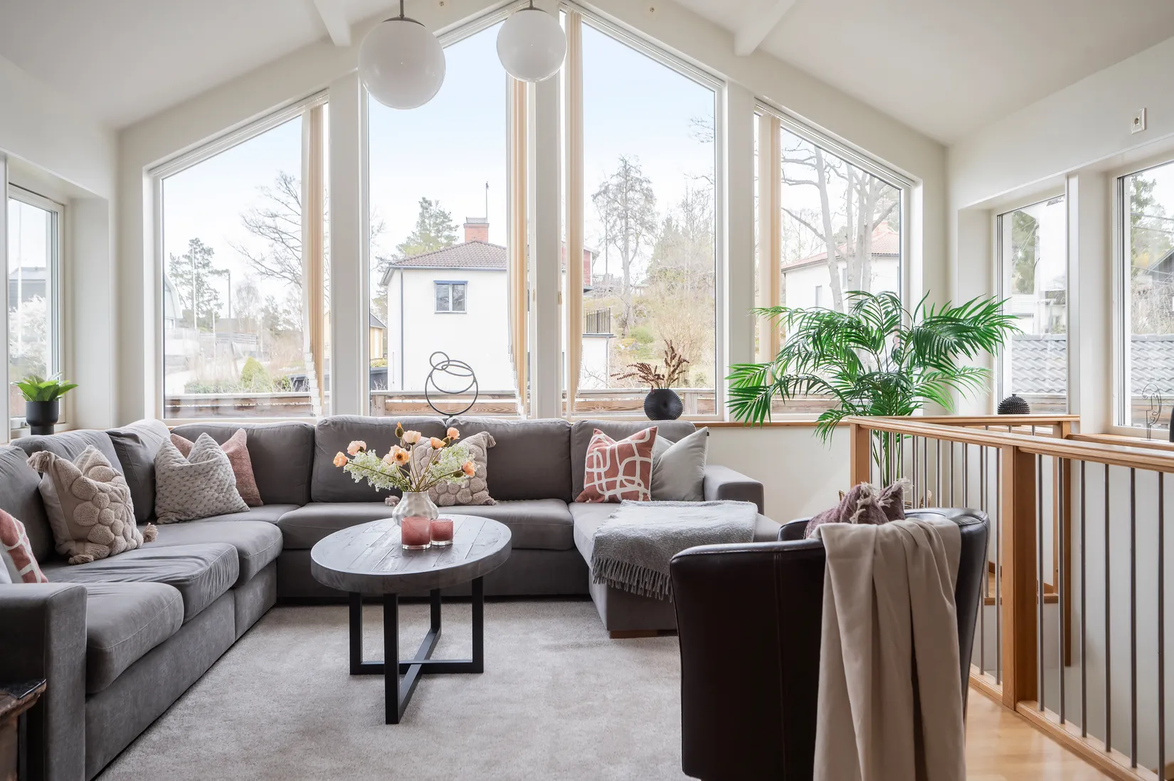 Villa, Midgårdsvägen 17, Stuvsta/Långsjön, Huddinge