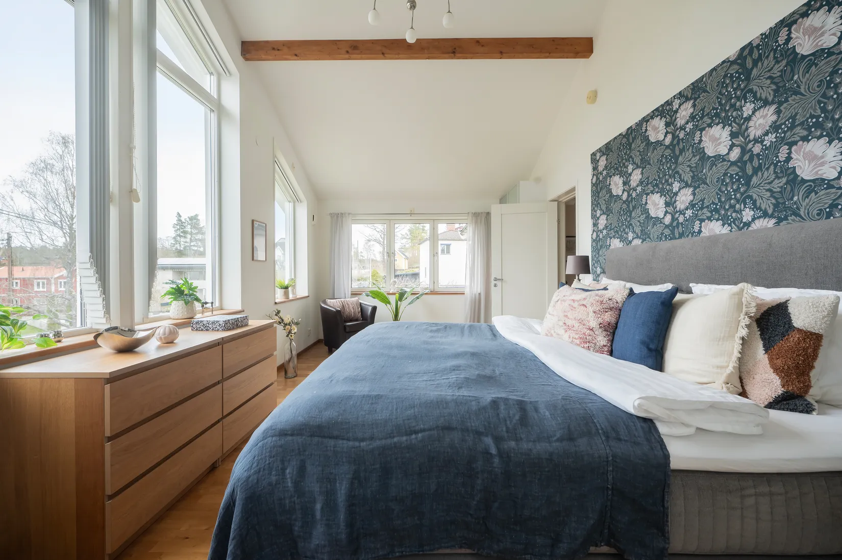 Villa, Midgårdsvägen 17, Stuvsta/Långsjön, Huddinge