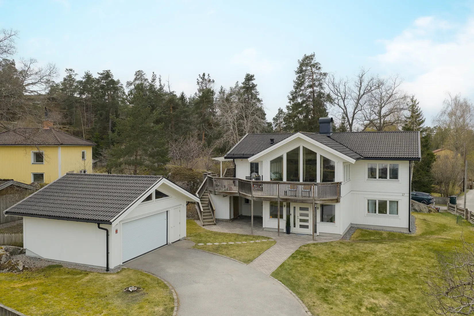 Villa, Midgårdsvägen 17, Stuvsta/Långsjön, Huddinge