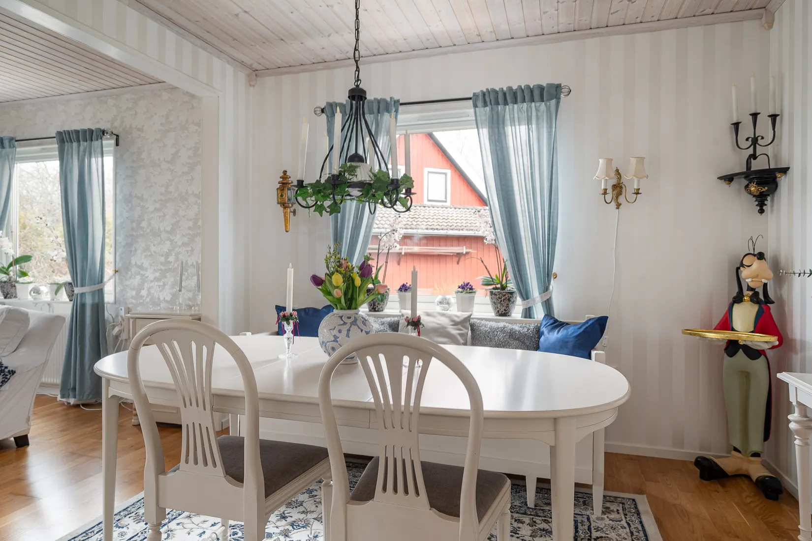 Villa, Mörbygården 4, Vallentuna Centrum, Vallentuna