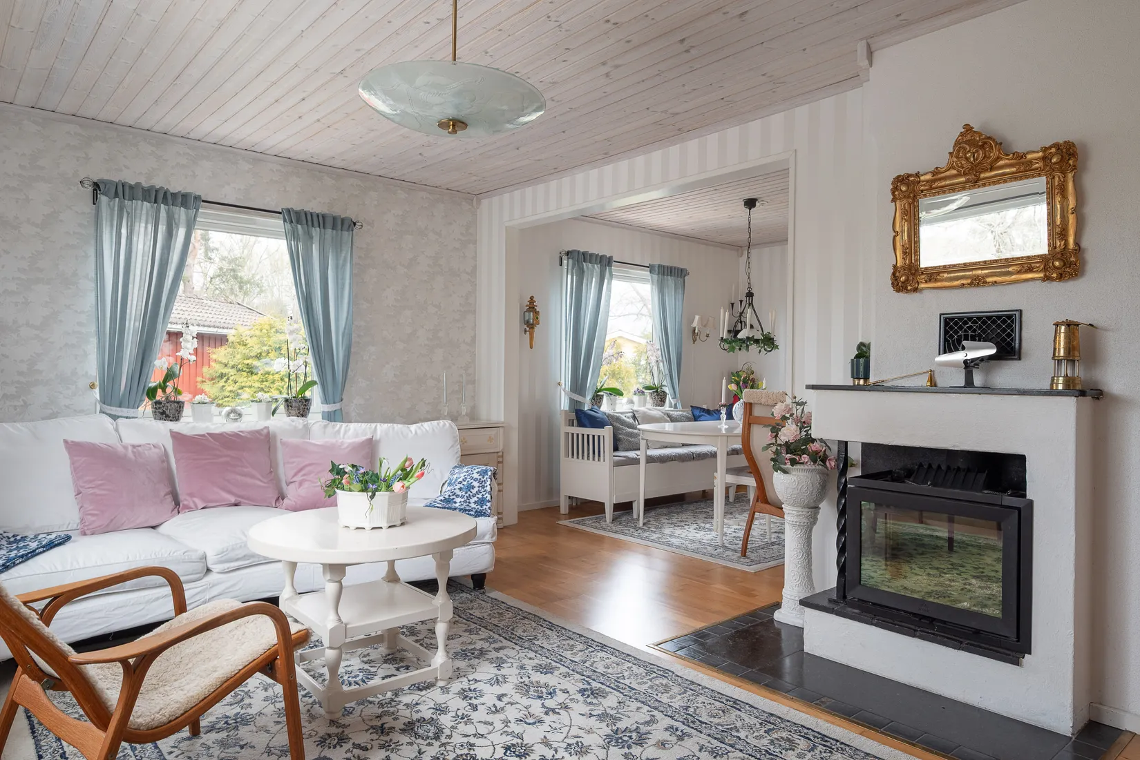 Villa, Mörbygården 4, Vallentuna Centrum, Vallentuna