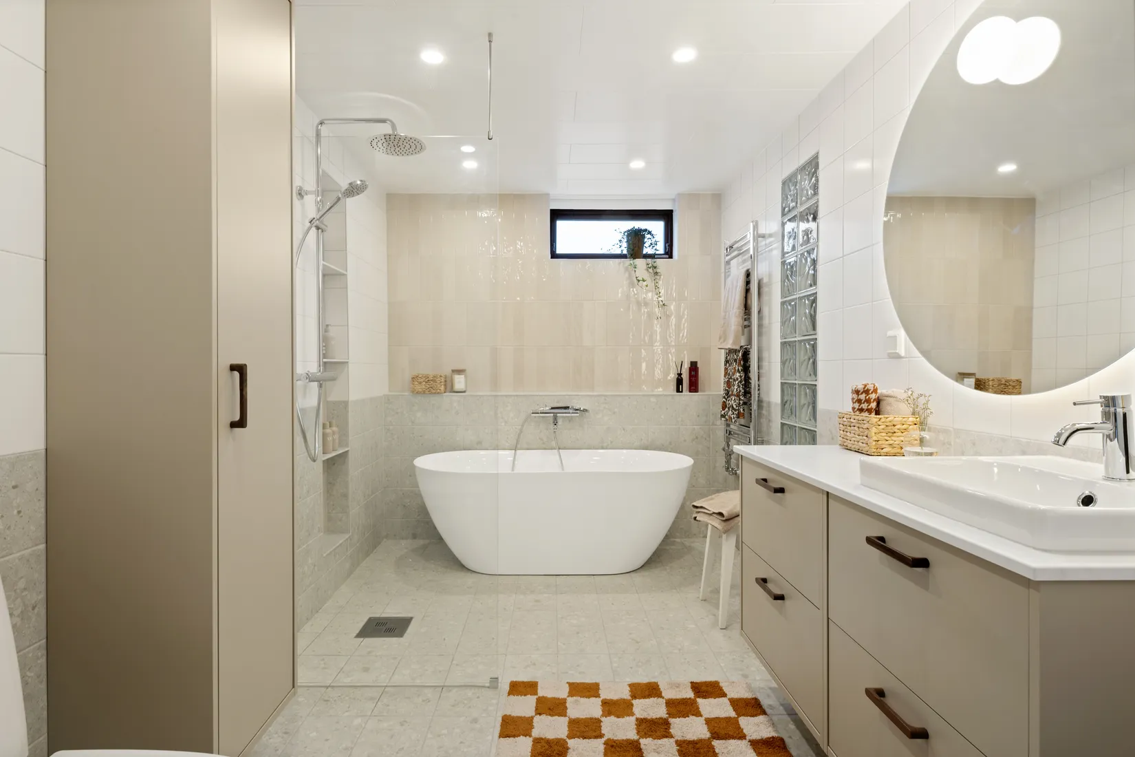 Villa, Genvägen 50, Centrala Knivsta, Knivsta