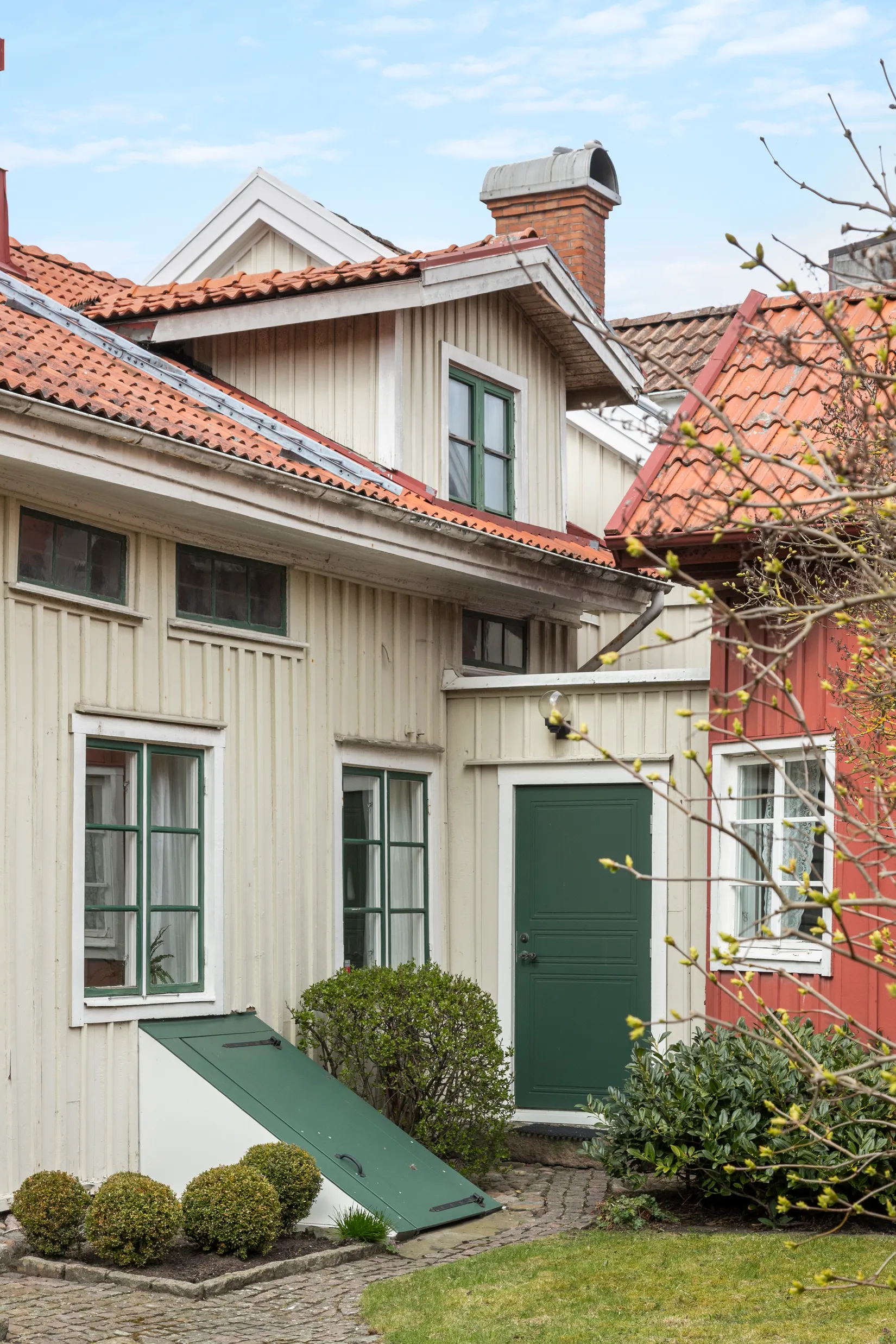 Villa, Drottninggatan 35, Centrum, Varberg