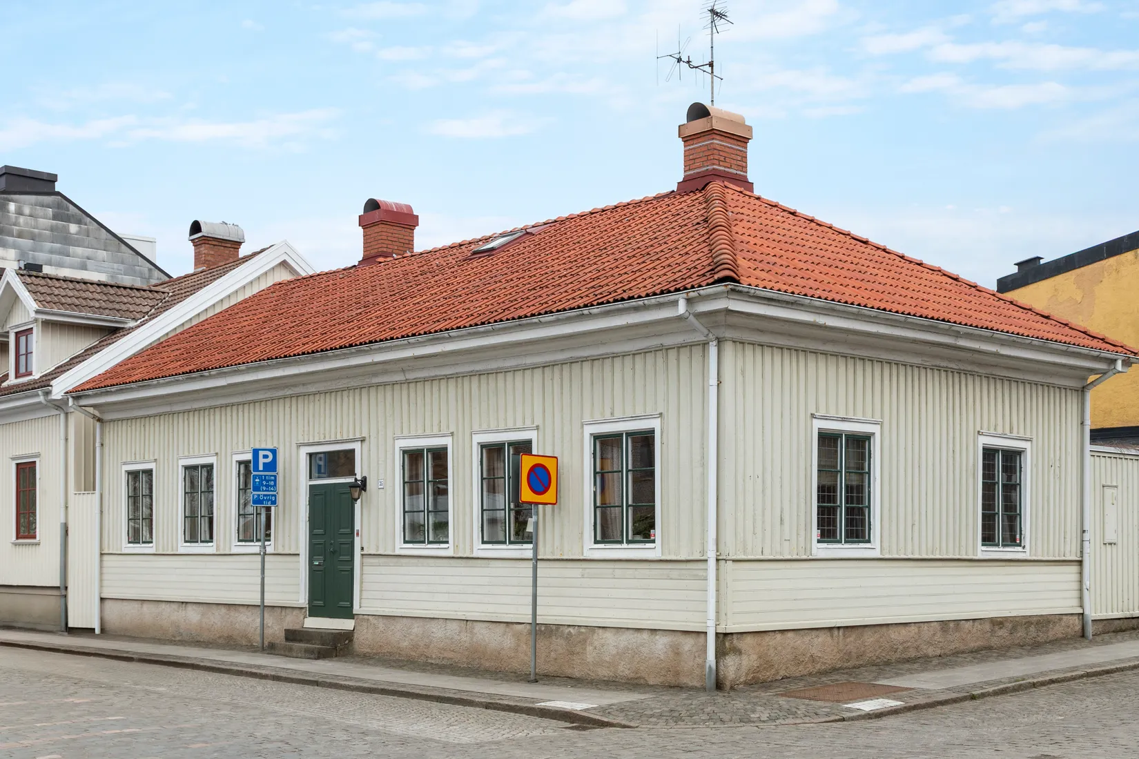 Villa, Drottninggatan 35, Centrum, Varberg