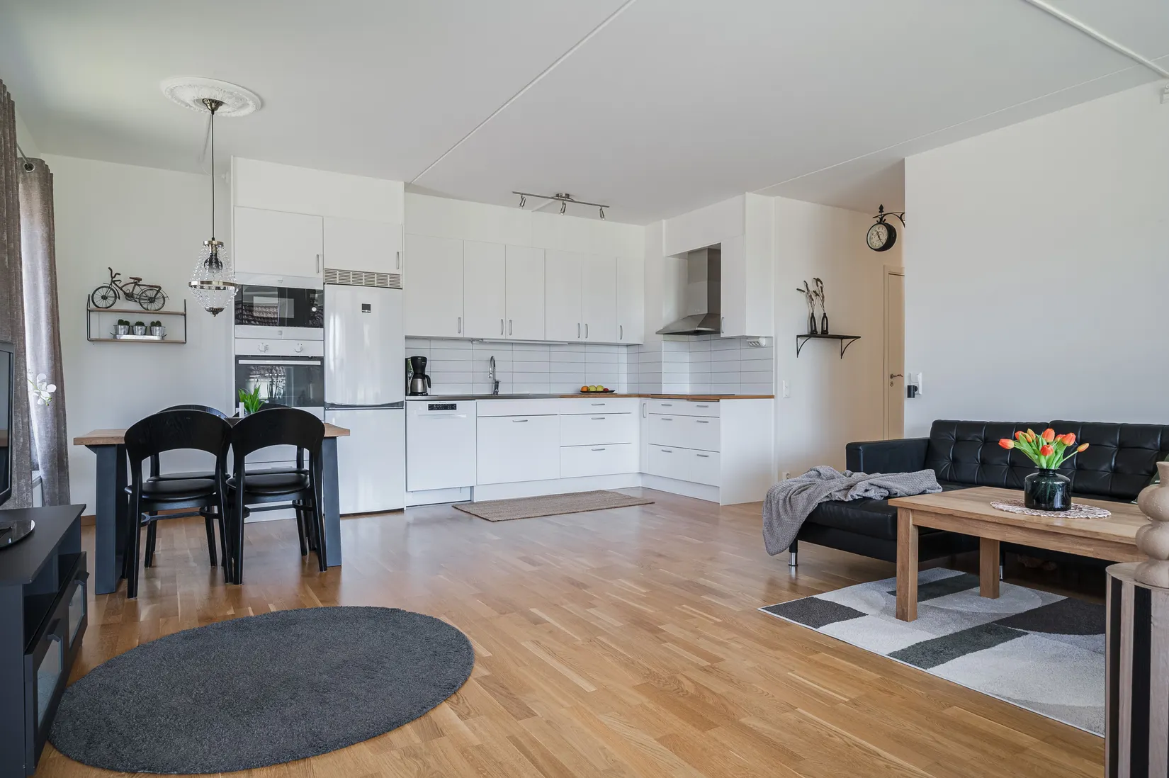 Bostadsrätt, Klockaregatan 9, Kinna, Mark