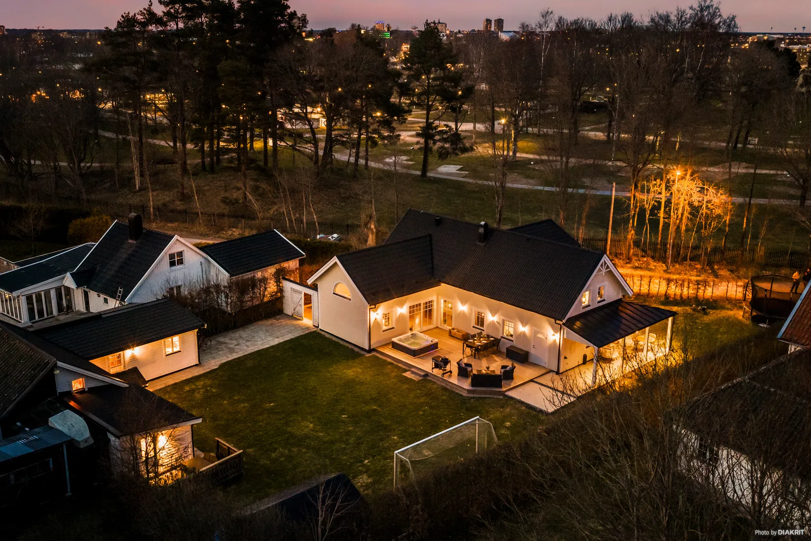 Villa, Sommarrovägen 14, Centralt söder / Gustavsvik, Örebro