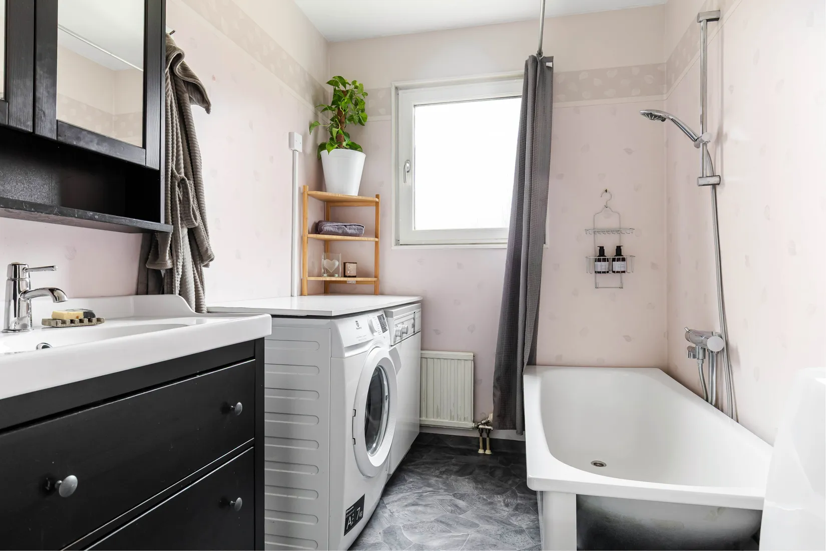 Bostadsrätt, Ekholmsvägen 76B, Ekholmen, Linköping