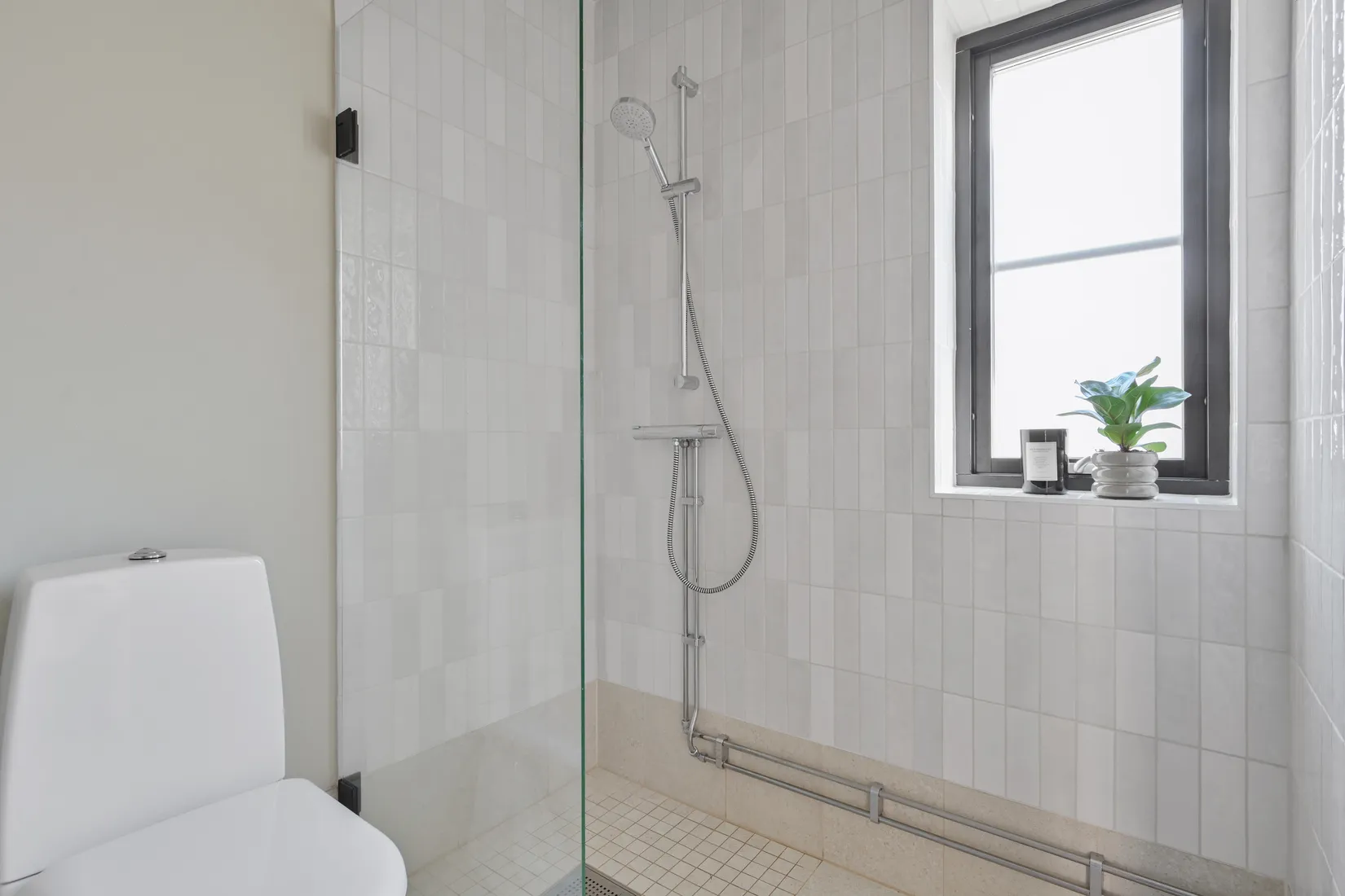 Bostadsrätt, Radhus, Bagarstugans väg 27, Steninge Slottsby, Sigtuna