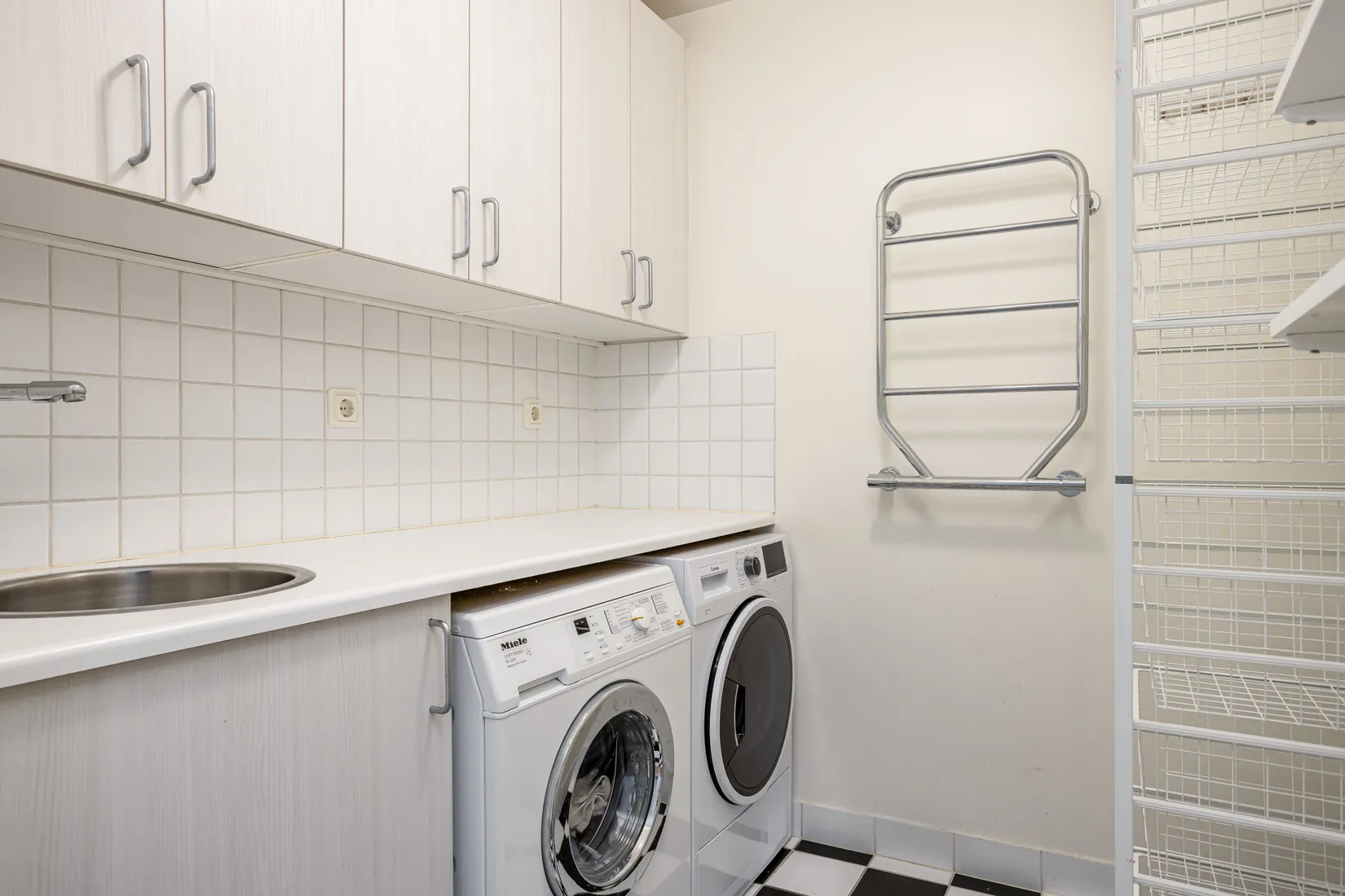 Bostadsrätt, Patrikshillvägen 6, Centrum, Halmstad