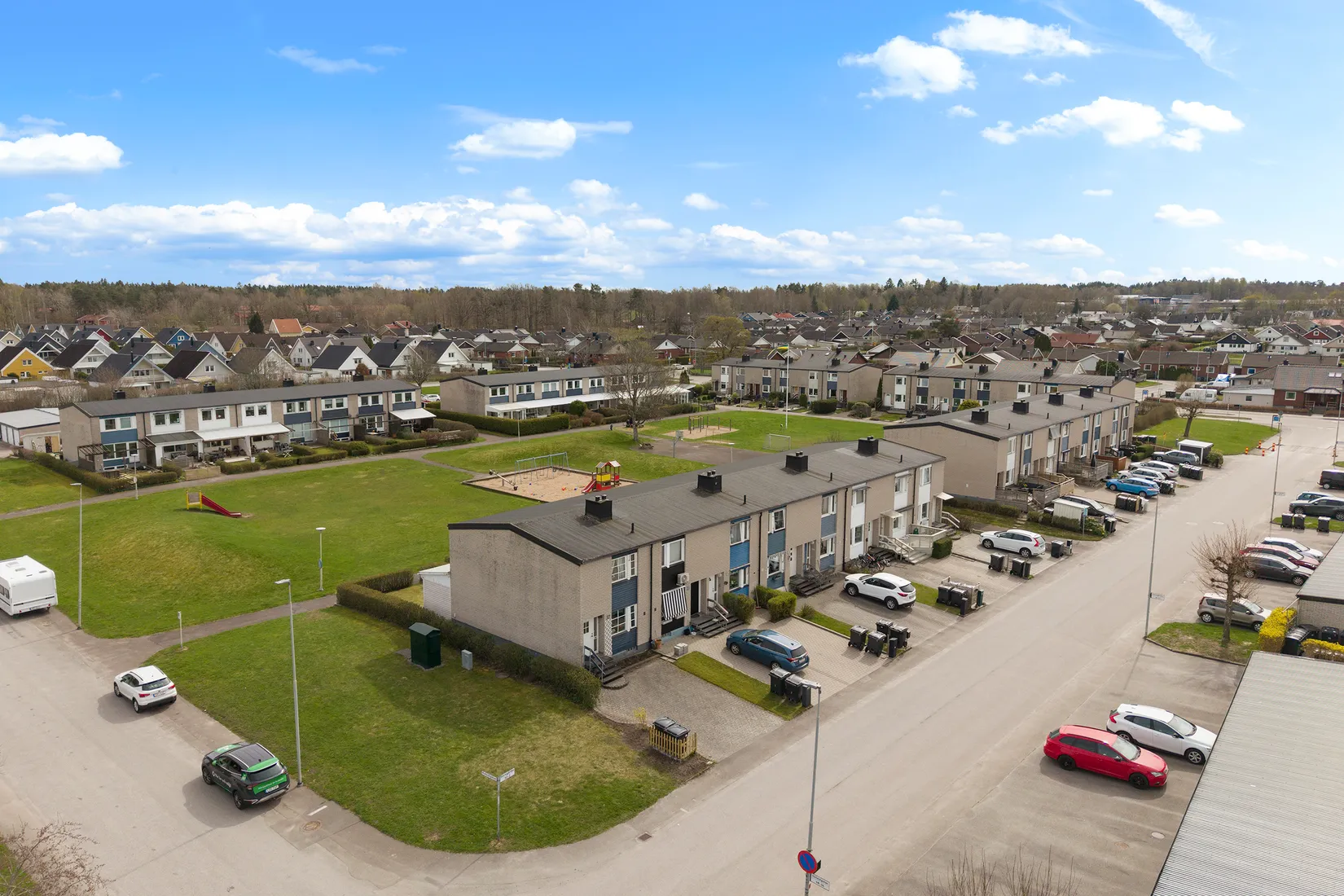 Villa, Radhus, Storegårdsvägen 32, Sandhem, Trollhättan