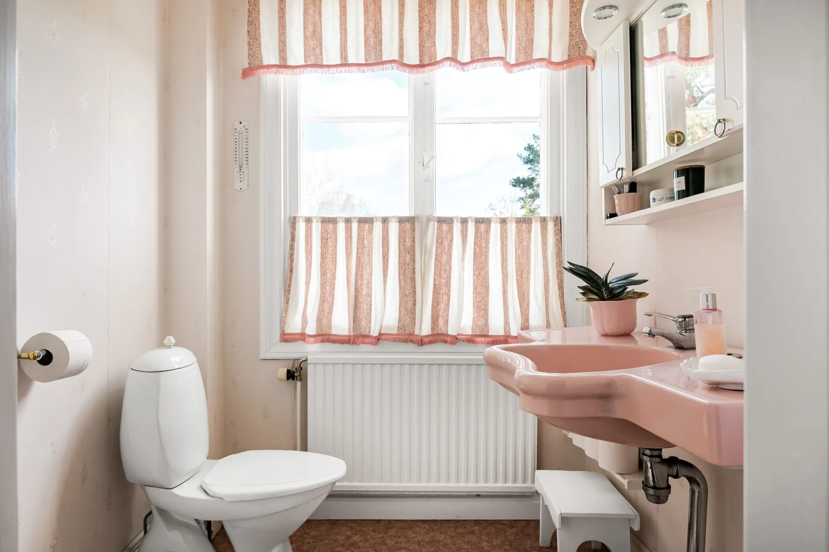 Villa, Östra Vingåkersvägen 11, Strångsjö, Katrineholm