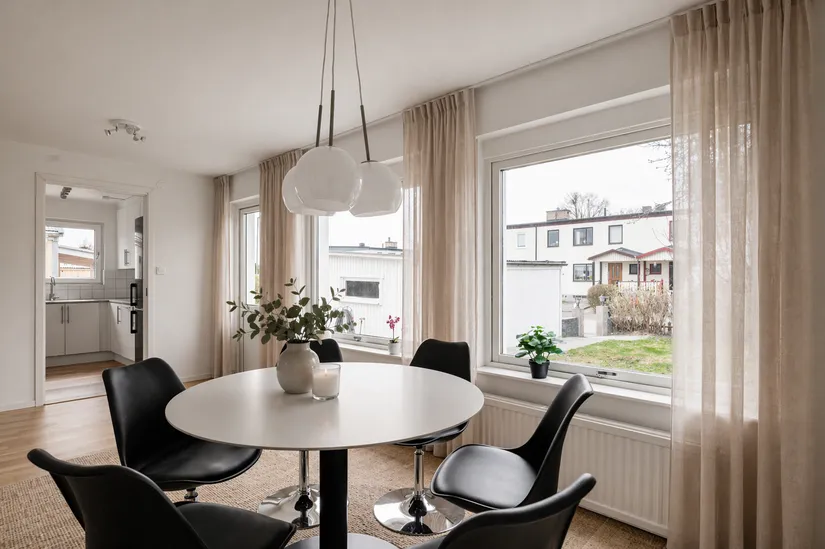 Villa, Snickarvägen 30, Bro - Gamla Bro, Upplands-Bro