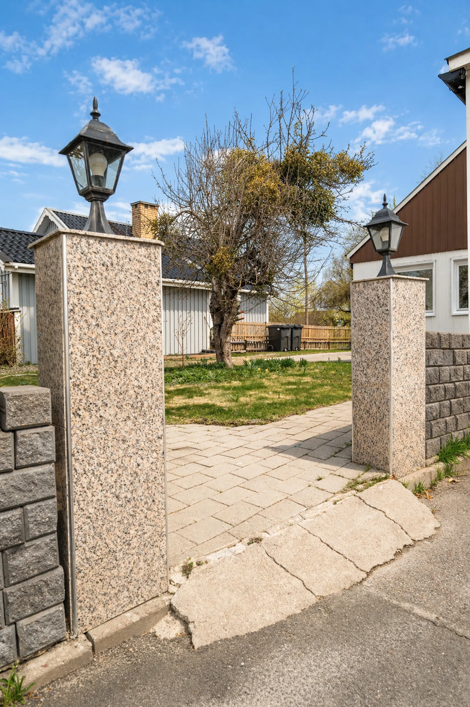 Villa, Snickarvägen 30, Bro - Gamla Bro, Upplands-Bro