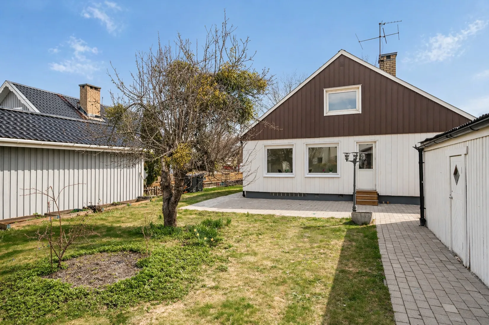 Villa, Snickarvägen 30, Bro - Gamla Bro, Upplands-Bro