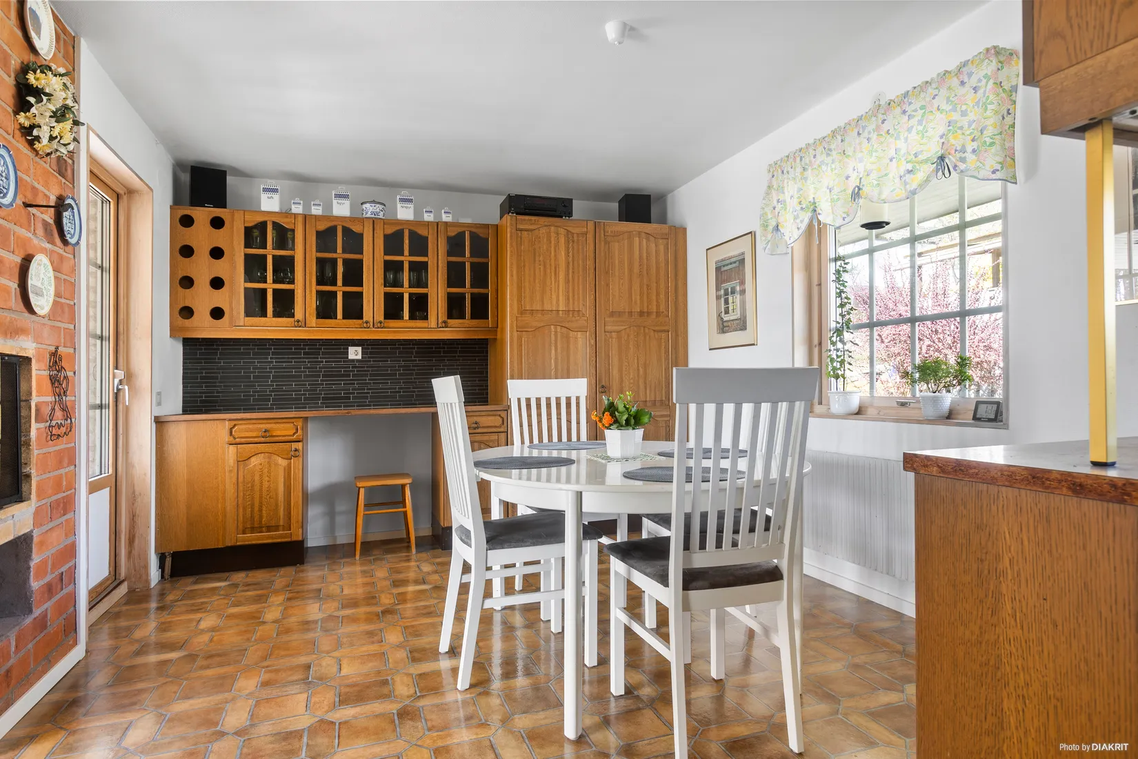 Villa, Almvägen 35, Östra Vallabrink, Täby