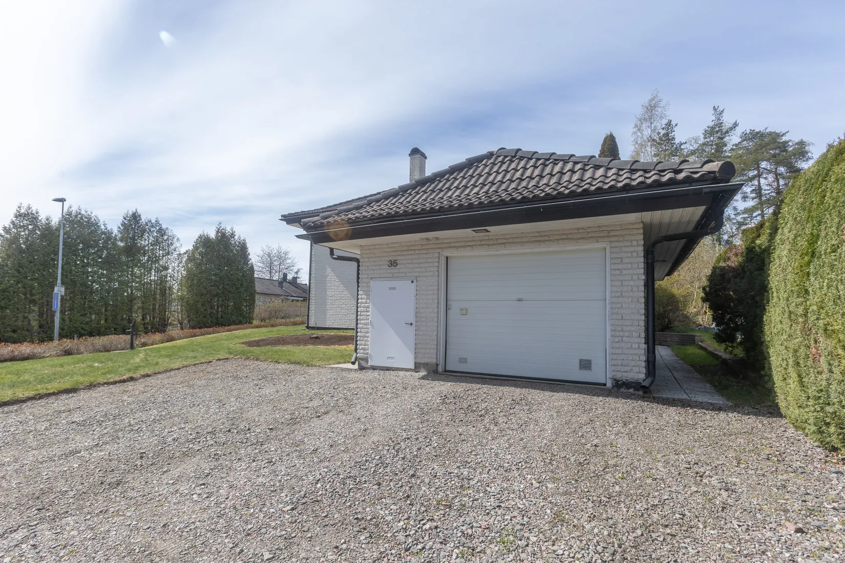 Villa, Almvägen 35, Östra Vallabrink, Täby