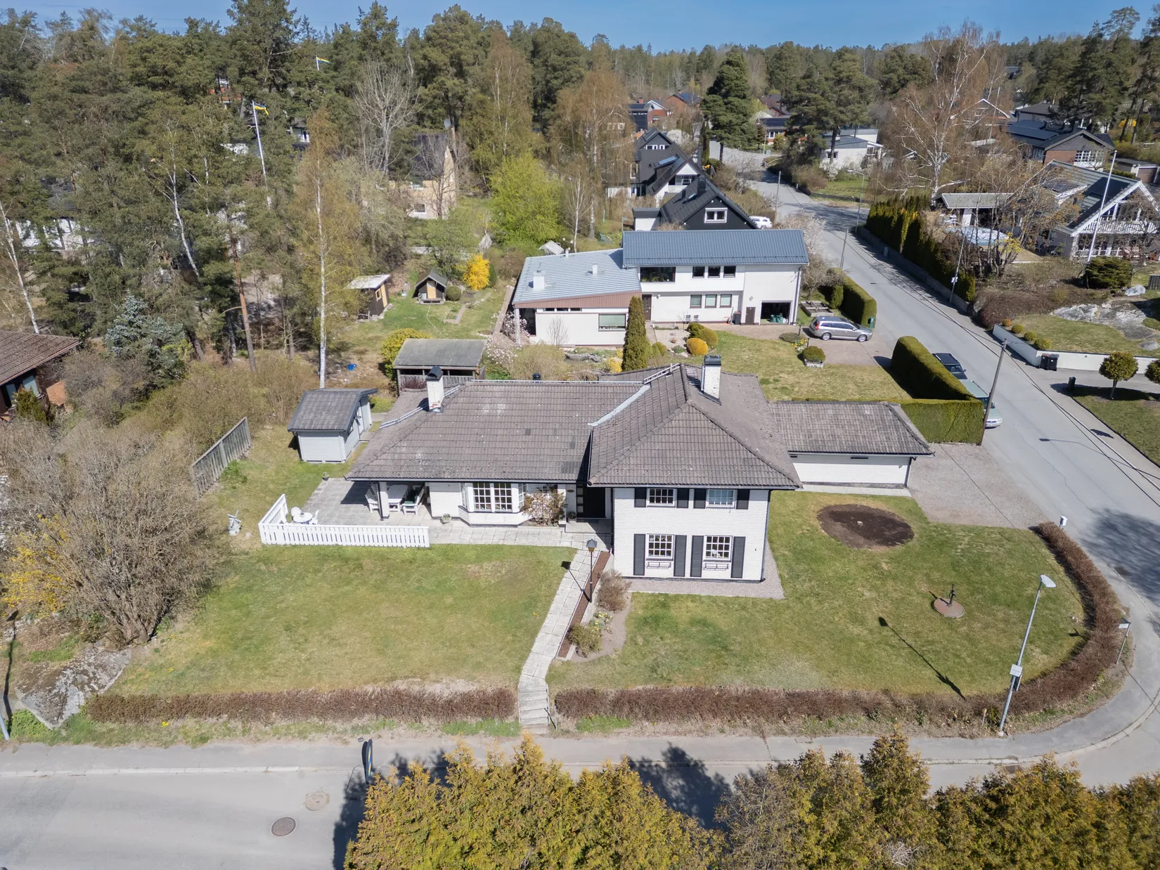 Villa, Almvägen 35, Östra Vallabrink, Täby