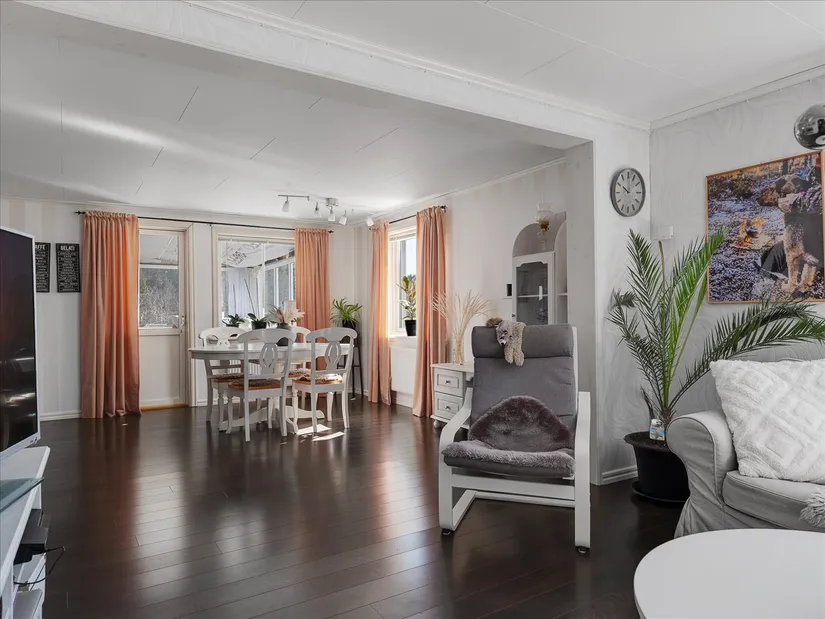 Gård/Skog, Lössbo 8, Kville, Tanum