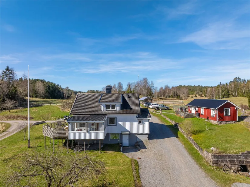 Gård/Skog, Lössbo 8, Kville, Tanum