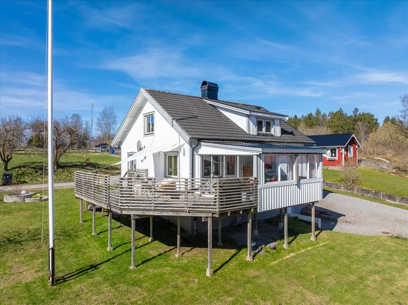 Gård/Skog, Lössbo 8, Kville, Tanum