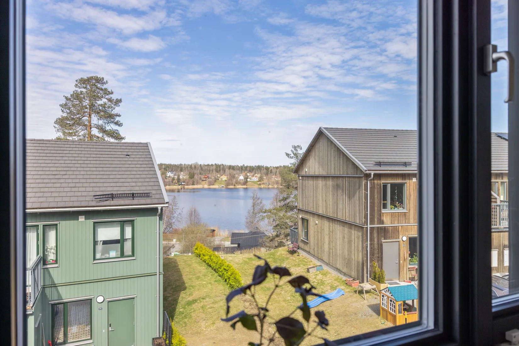 Radhus, Tallsätravägen 23C, Rönninge, Salem