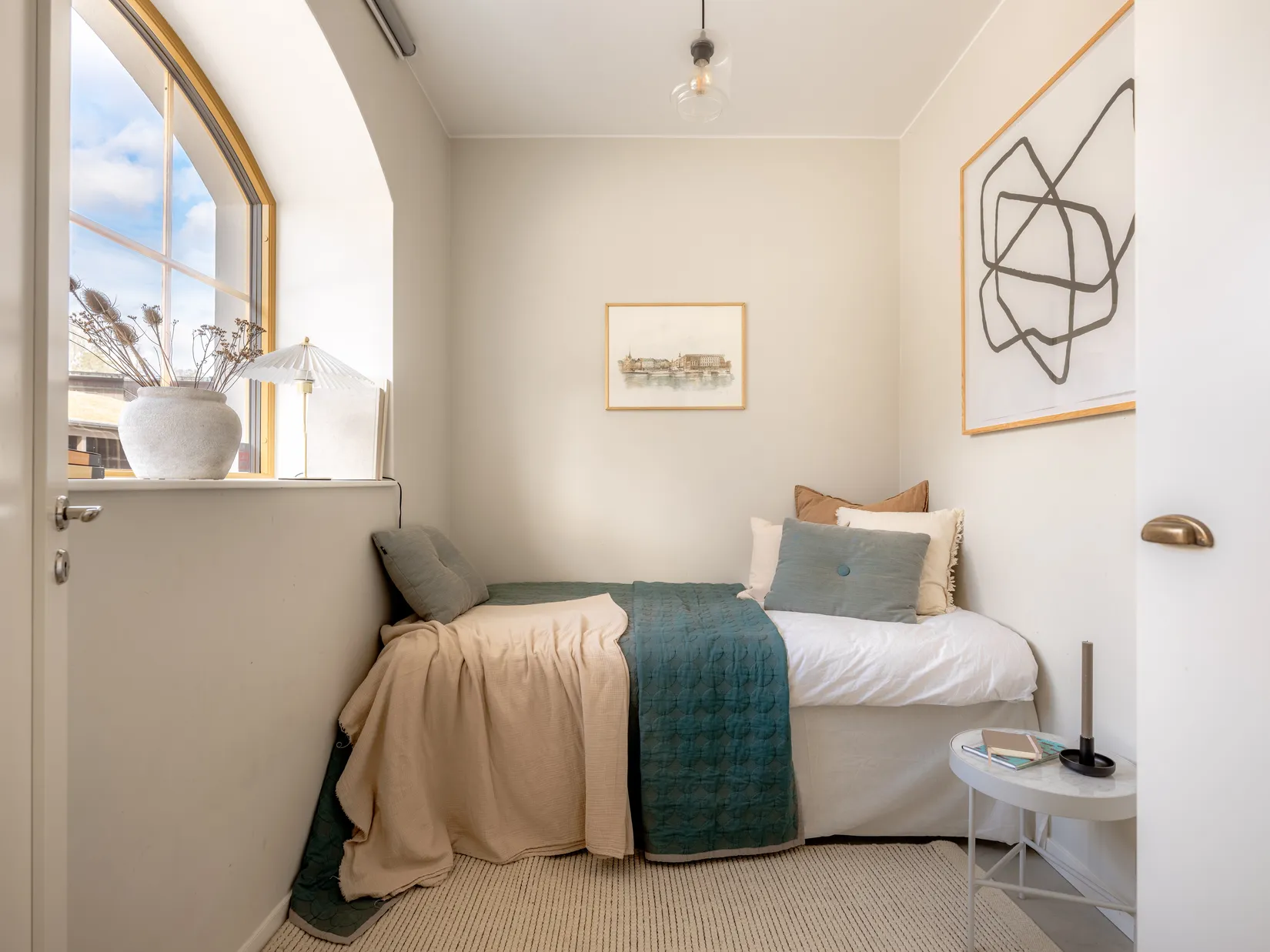 Bostadsrätt, Radhus, Rådans gårdsväg 85, Silverdal, Sollentuna