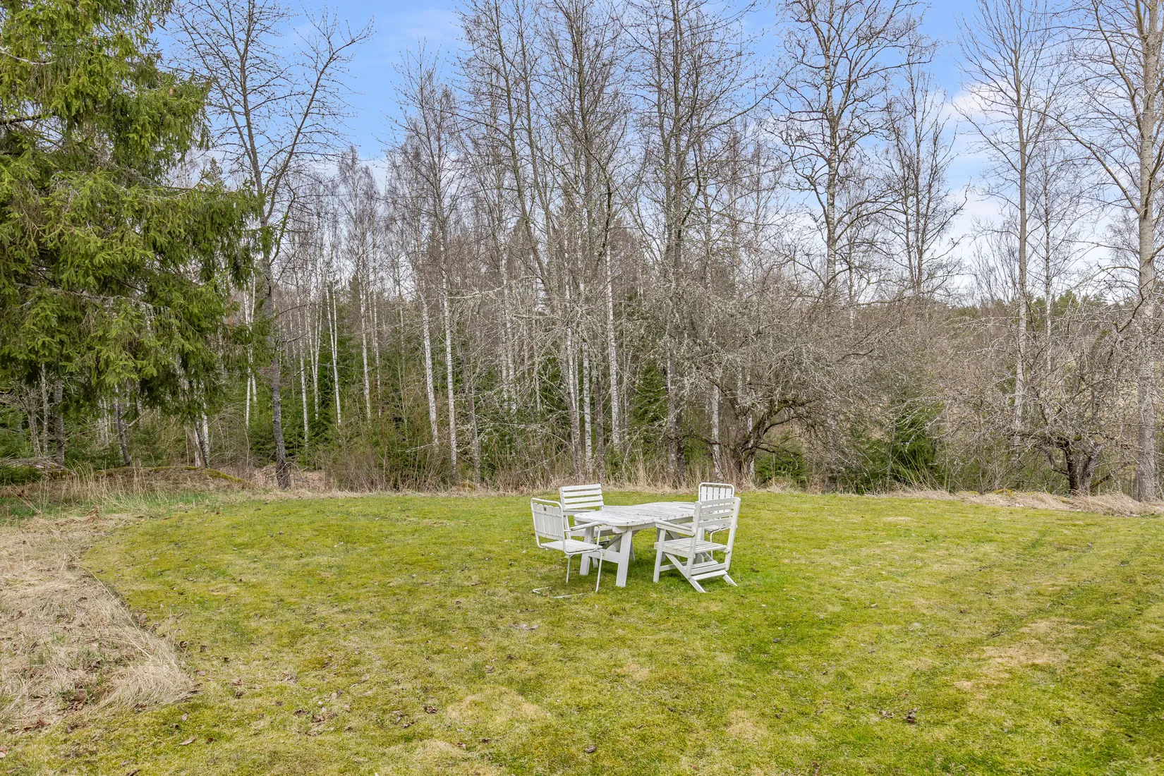 Villa, Gård/Skog, Åby säteri LUMBRA, Horn, Kinda