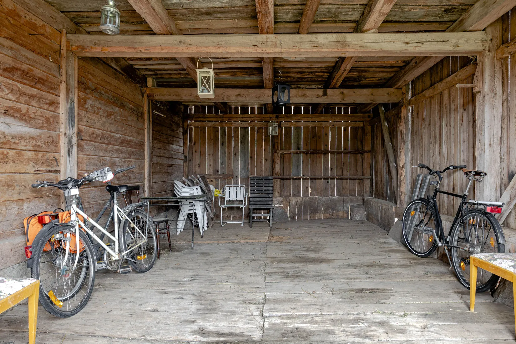 Villa, Gård/Skog, Åby säteri LUMBRA, Horn, Kinda