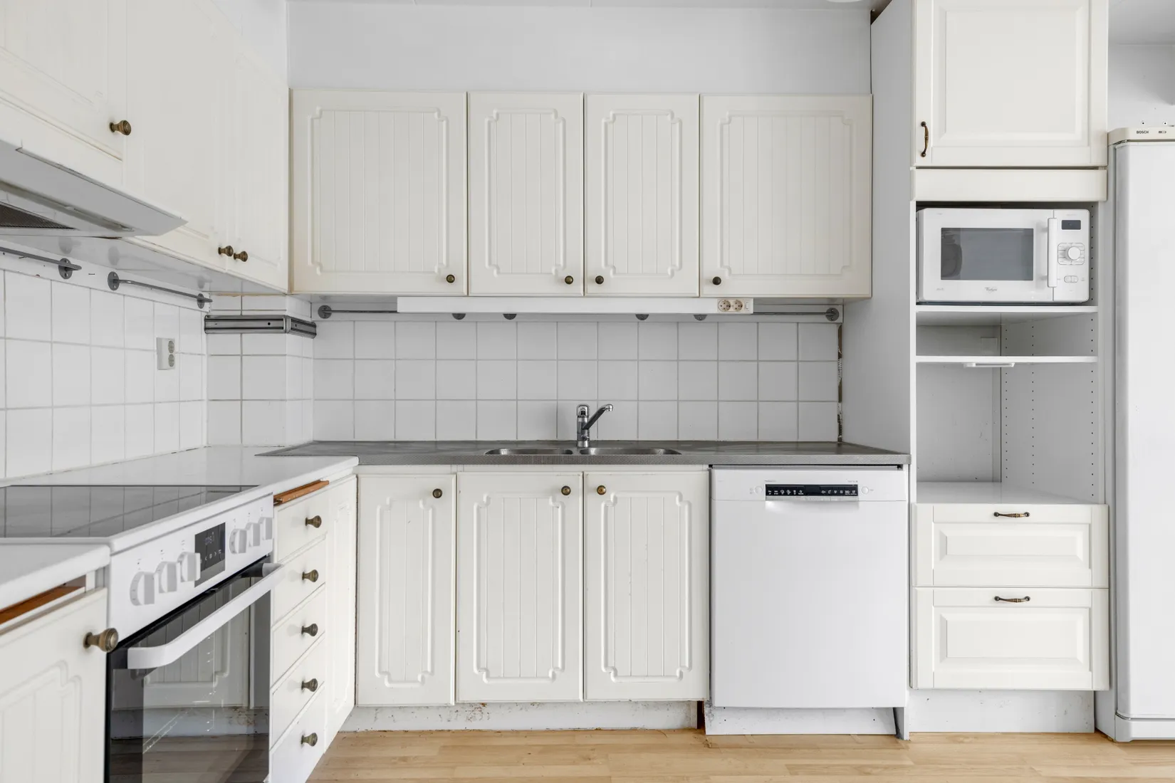 Villa, Radhus, Mjölnarvägen 11, Bålsta Broby Backar, Håbo