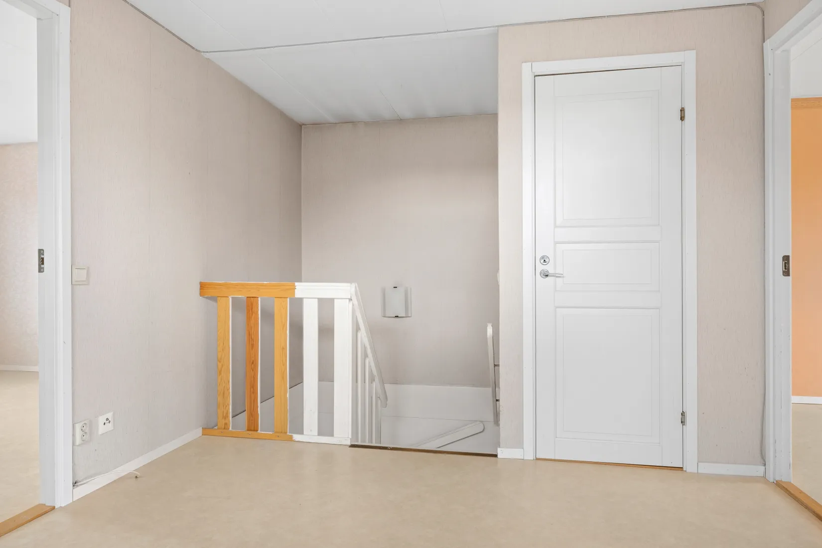 Villa, Radhus, Mjölnarvägen 11, Bålsta Broby Backar, Håbo