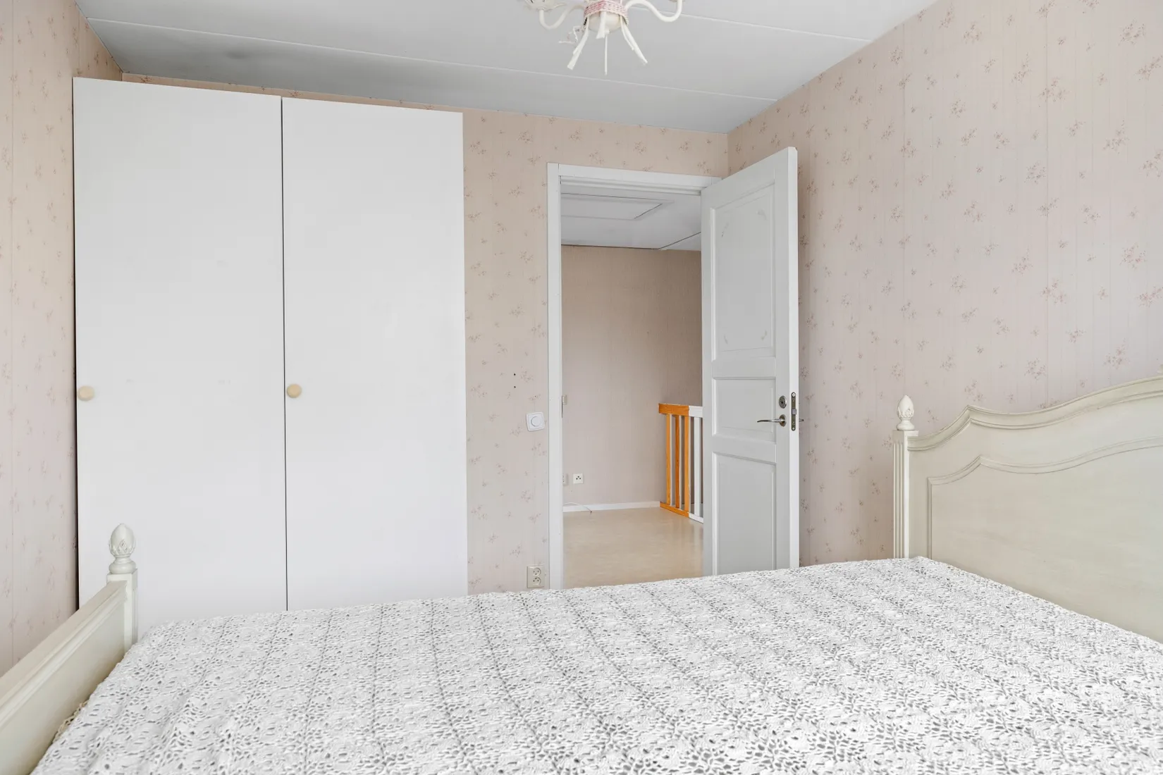 Villa, Radhus, Mjölnarvägen 11, Bålsta Broby Backar, Håbo