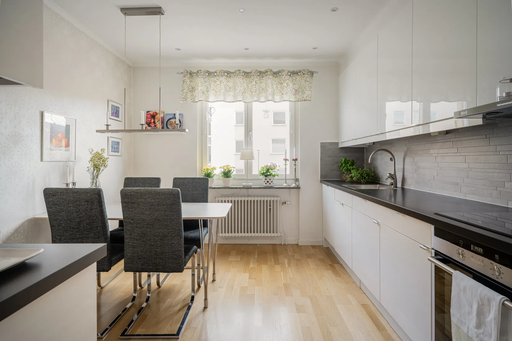 Bostadsrätt, Åmänningevägen 16, Årsta, Stockholm