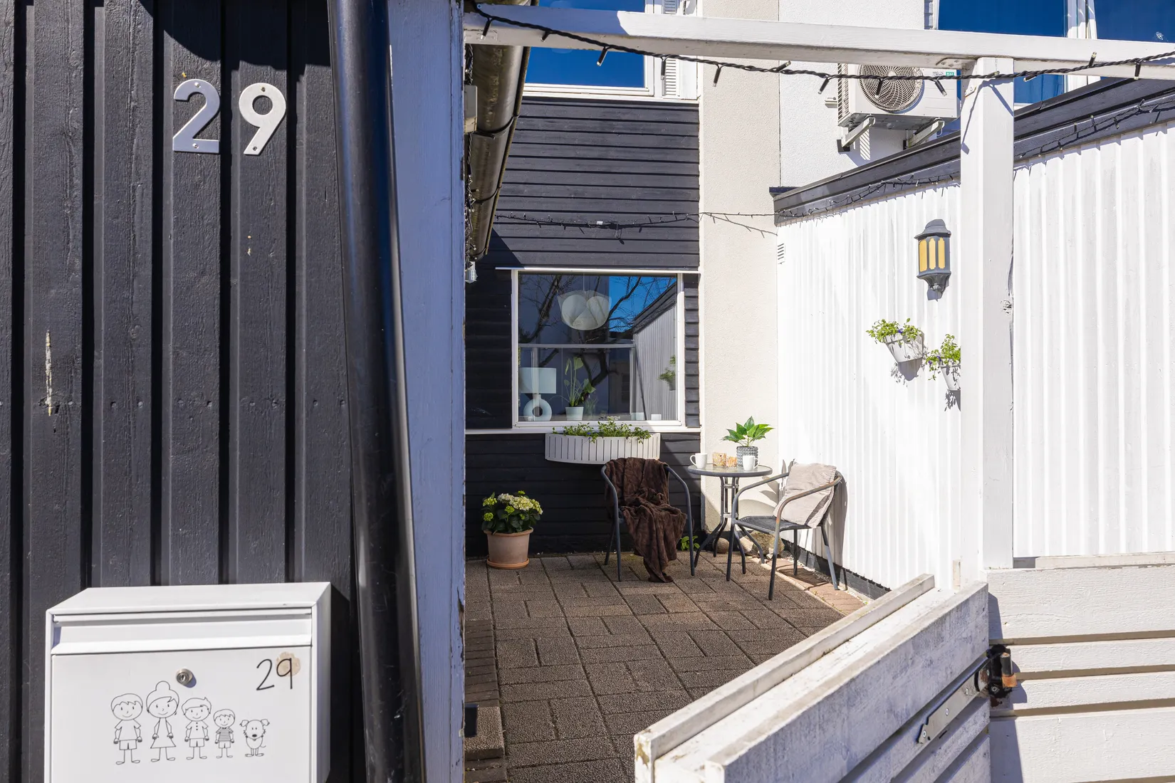 Radhus, Blåklintvägen 29, Bollstanäs, Upplands Väsby