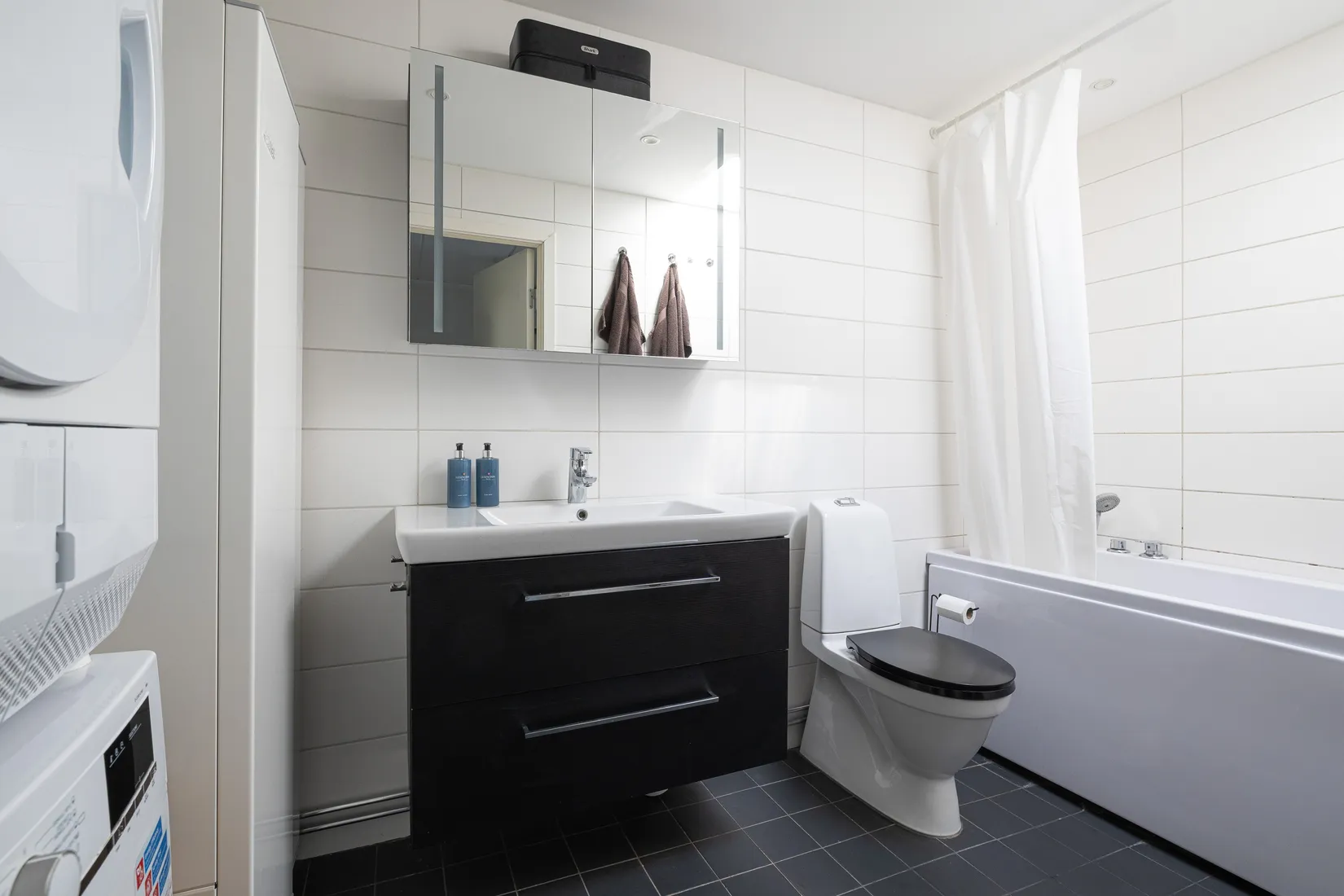 Radhus, Blåklintvägen 29, Bollstanäs, Upplands Väsby